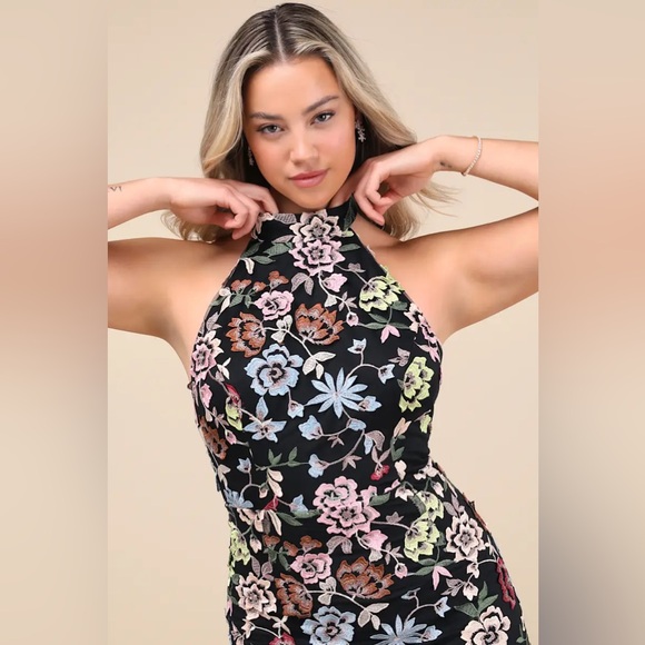 Lulus - Infinite Praise Black 3D Floral Embroidered Halter Maxi Dress - Small - Picture 8 of 9